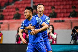 爱游戏升级体验-东体：吴曦曾因脚踝肿胀放血缓解，医疗主管赞其“太硬了，战士”