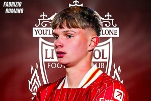 爱游戏官方平台-罗马诺：利物浦引进威尔-赖特交易完成，俱乐部、球员已签署文件